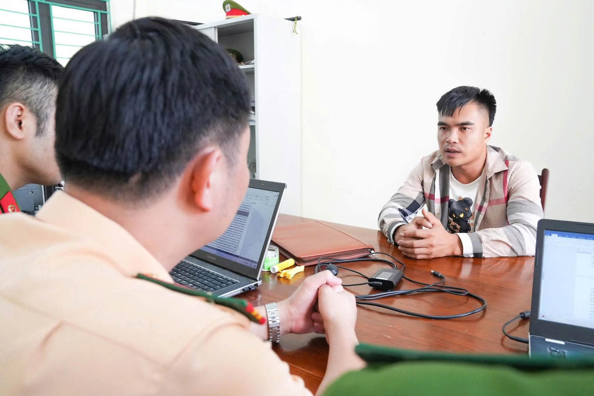 Đối tượng Bùi Văn Bảo tại Cơ quan điều tra. Ảnh: Công an tỉnh Phú Thọ.