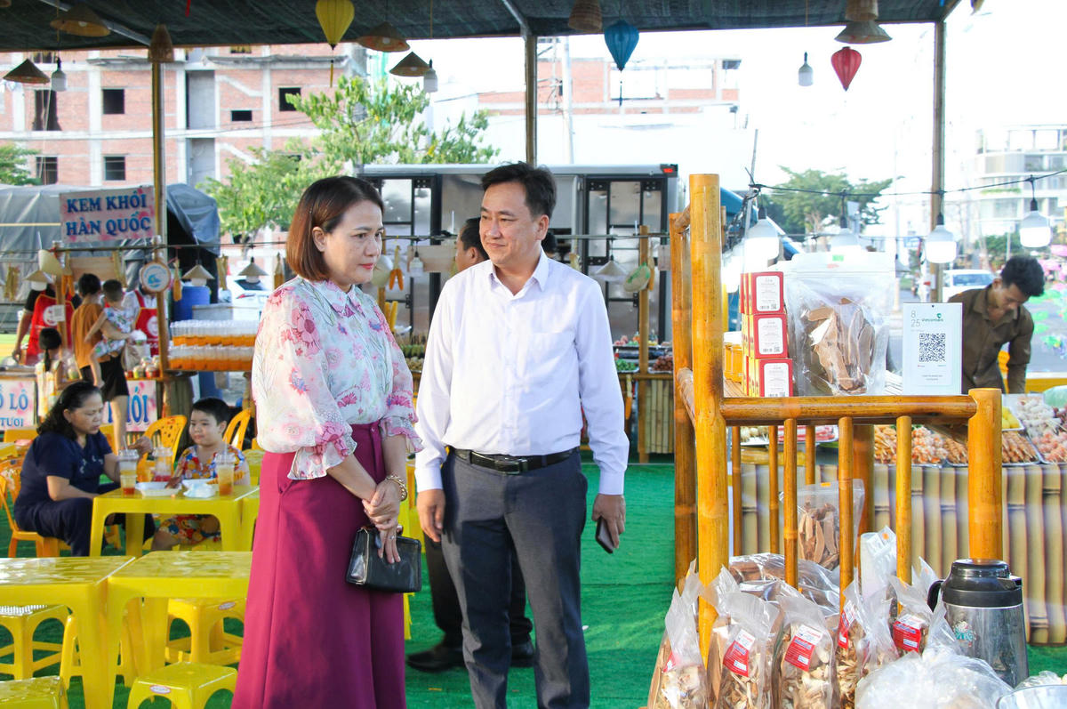Đà Nẵng: Chợ phiên “Làng trong phố”