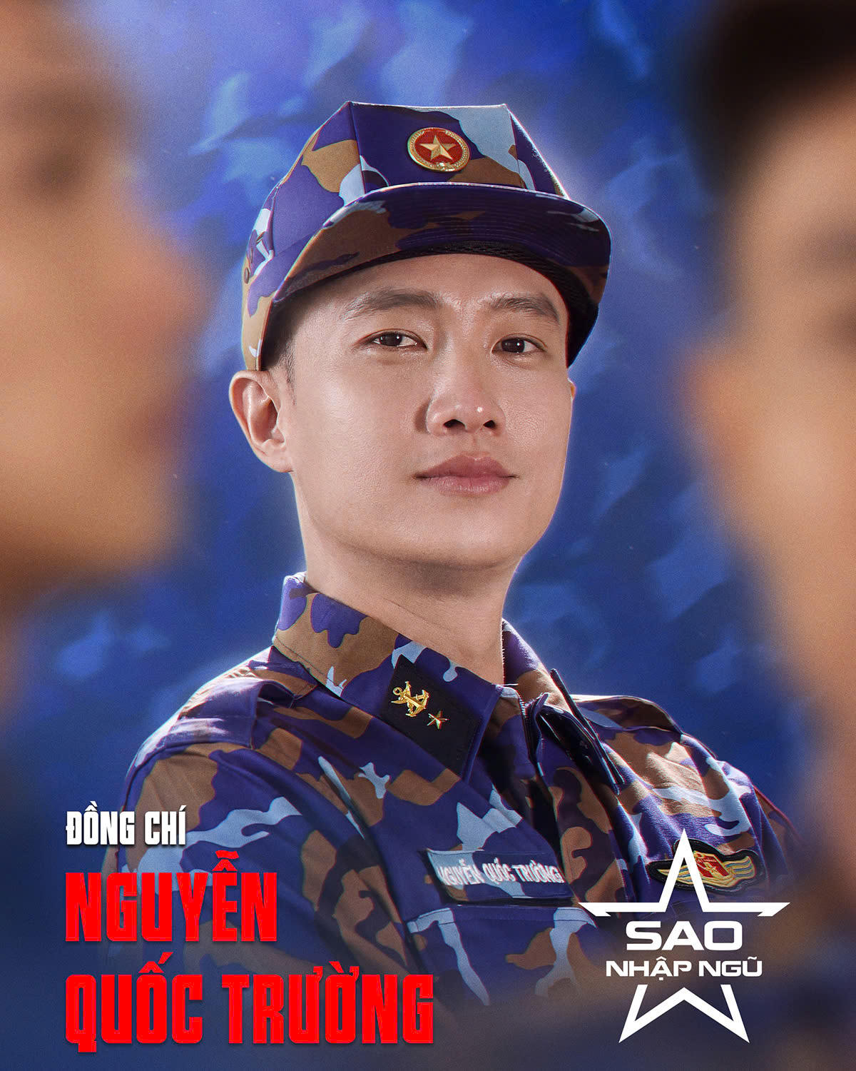 Nổi tiếng qua loạt phim truyền hình và điện ảnh ăn khách, Quốc Trường (Nguyễn Quốc Trường) thường xuất hiện với hình ảnh nam thần lịch lãm. Anh tự tin bản thân có thể phát huy sự bền bỉ, nhưng chỉ chấm mình 6/10 điểm sinh tồn vì rất khó ngủ. Nam diễn viên cho biết Sao nhập ngũ là trải nghiệm anh đã mong muốn thực hiện từ rất lâu trước đó "để có cơ hội hiểu hơn về cuộc sống quân ngũ, quá trình huấn luyện và những thử thách mà người lính phải trải qua". Ảnh: BTC.
