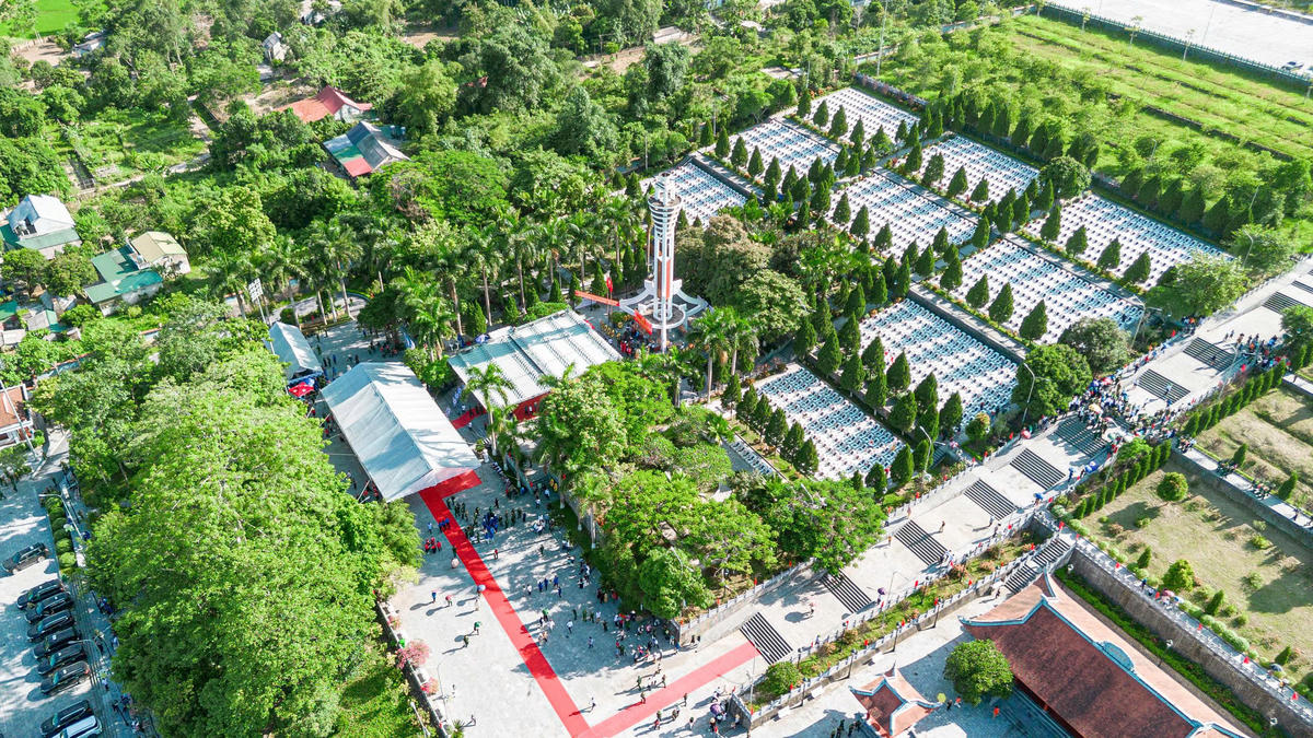 Toàn cảnh Nghĩa trang Liệt sĩ quốc gia Vị Xuyên