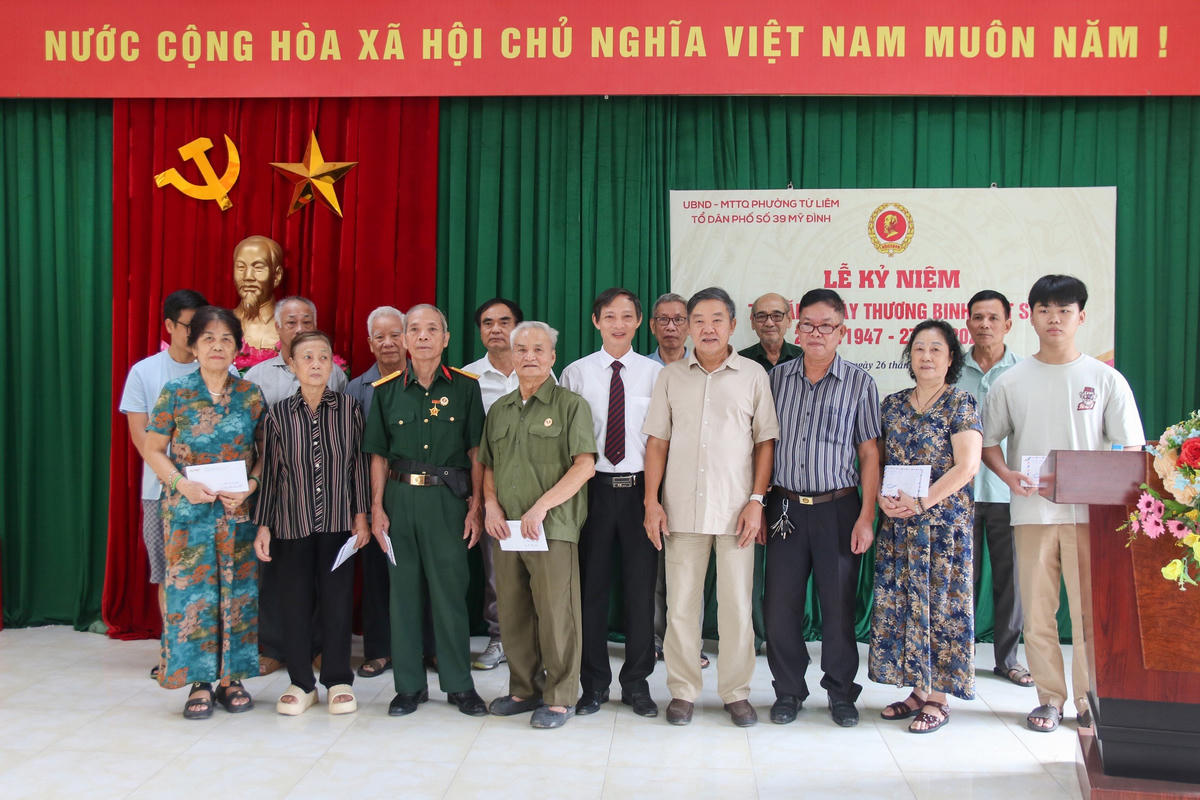 Hà Nội: Tri ân những người có công với cách mạng
