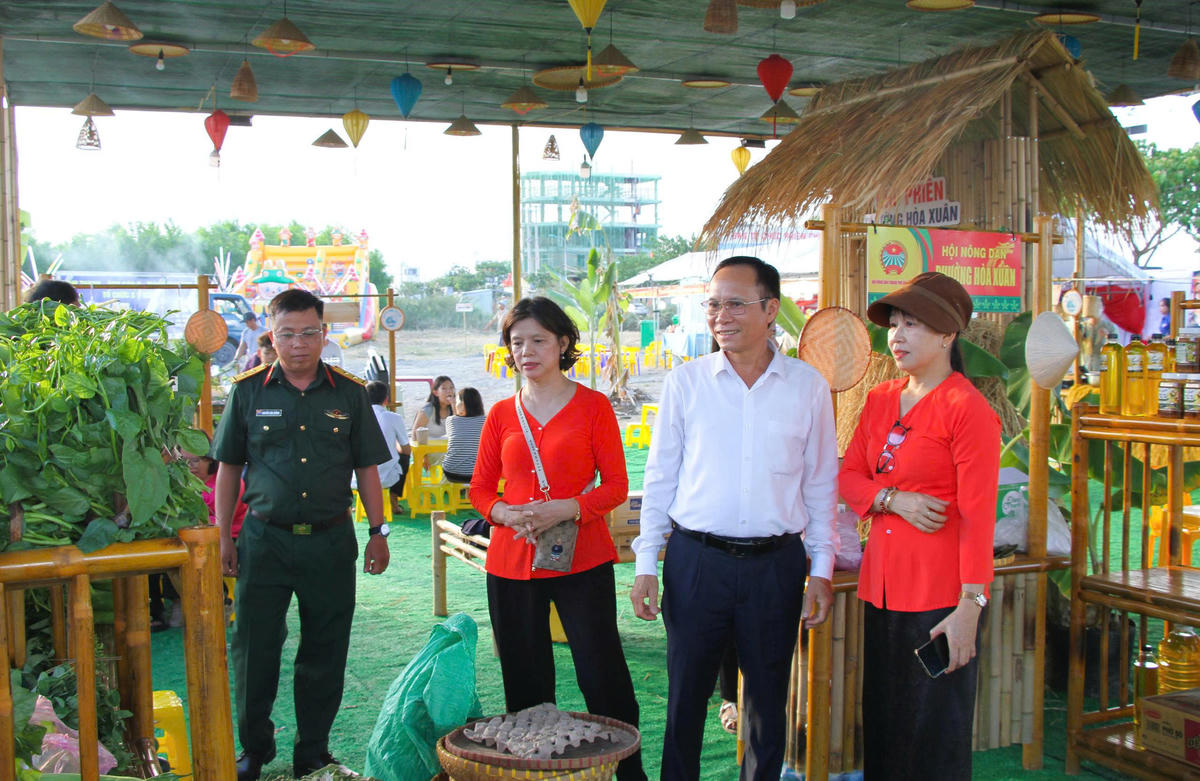 Đà Nẵng: Chợ phiên “Làng trong phố”