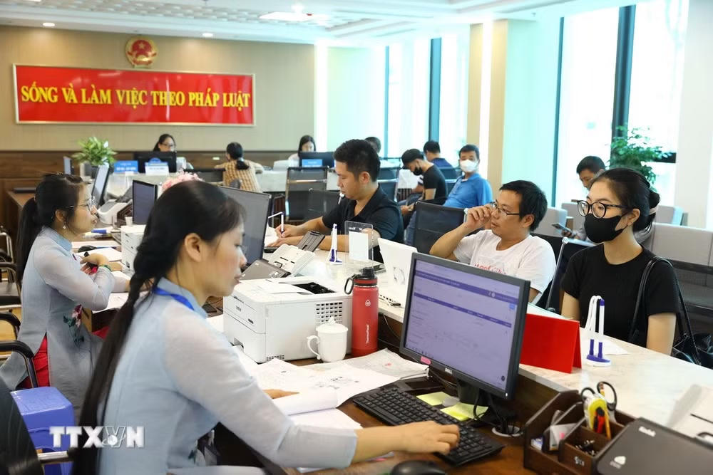 ttxvn-ha-noi-dat-duoc-nhung-chuyen-bien-sau-1-nam-van-hanh-mo-hinh-chinh-quyen-dia-phuong-2-cap.jpg