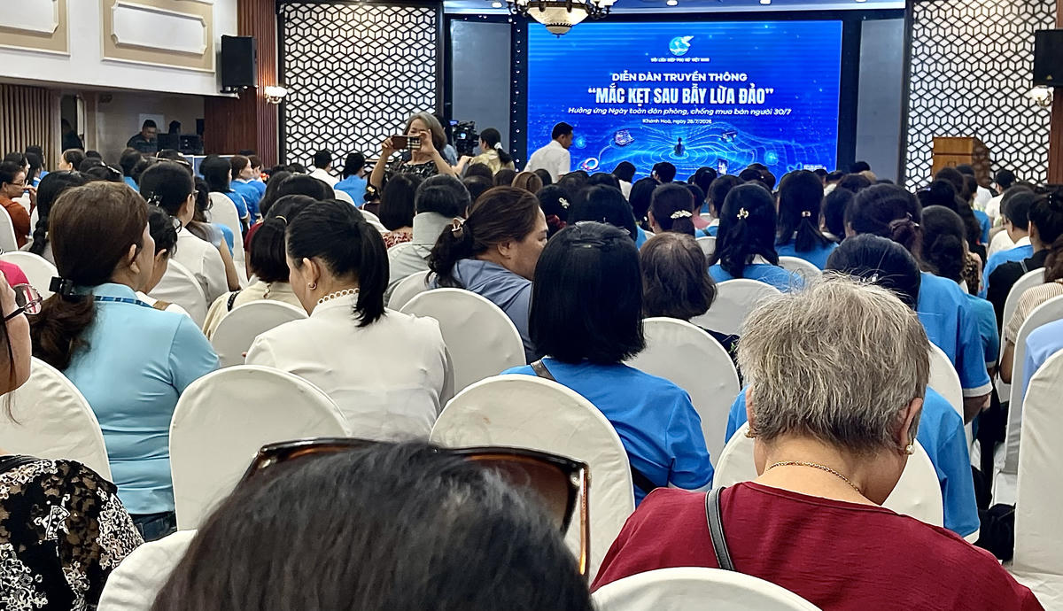 Trung ương Hội Liên hiệp Phụ nữ Việt Nam tổ chức Diễn đàn phòng chống mua bán người tại Khánh Hòa. ảnh Thùy Trang