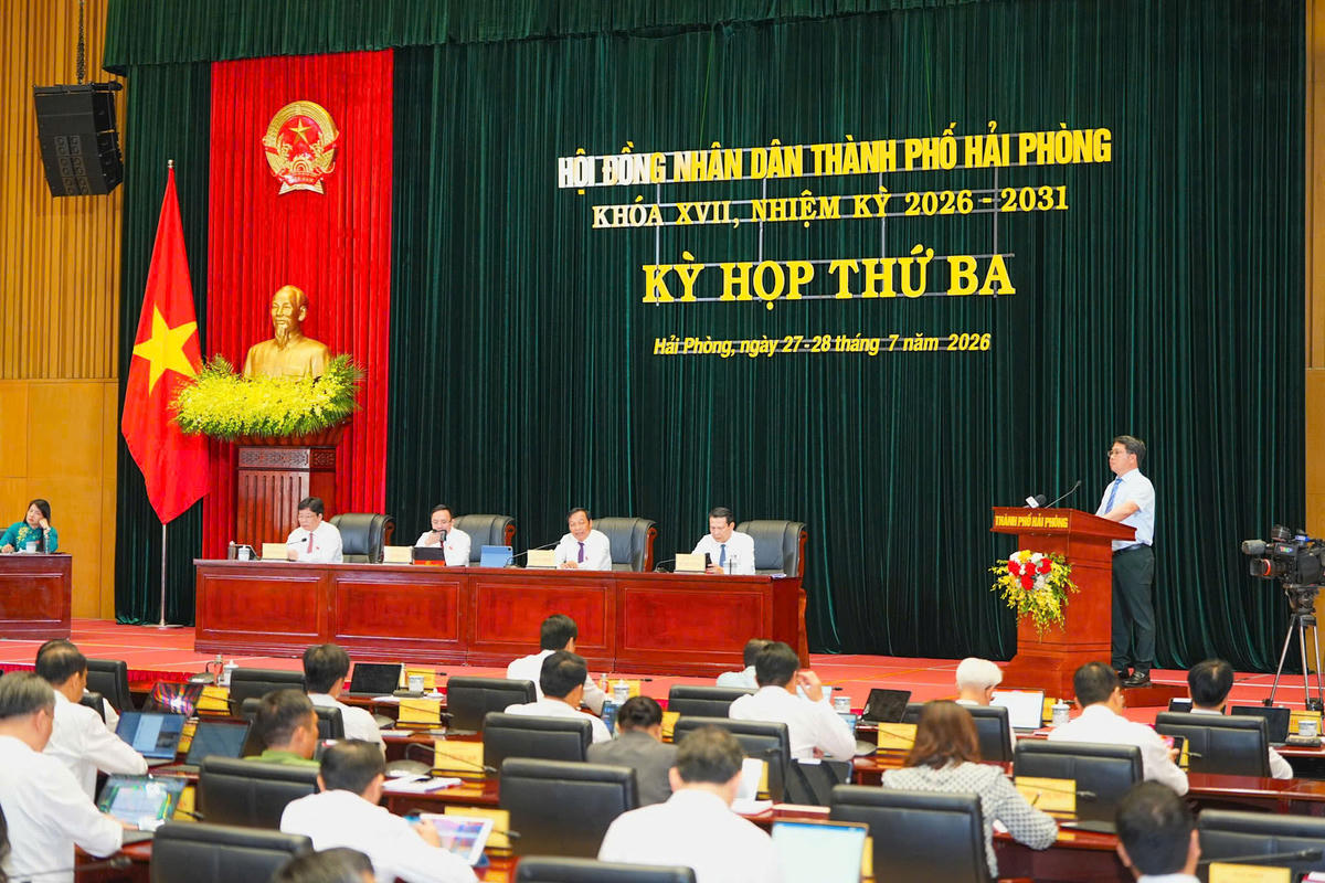 Quang cảnh phiên chất vấn tại Kỳ họp thứ 3, HĐND TP Hải Phòng khóa XVII, nhiệm kỳ 2026-2031. Ảnh: ĐT. 