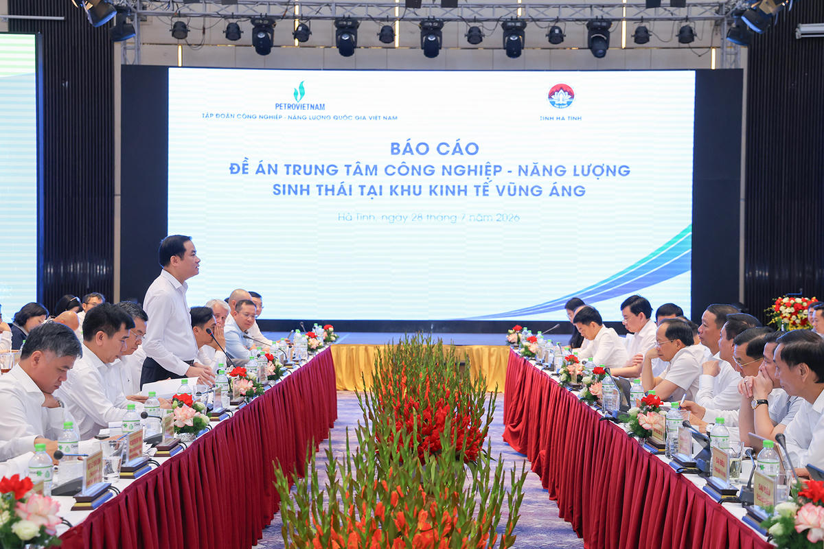 Toàn cảnh buổi làm giữa Petrovietnam và Tỉnh ủy, UBND tỉnh Hà Tĩnh ngày 28/7/2026.