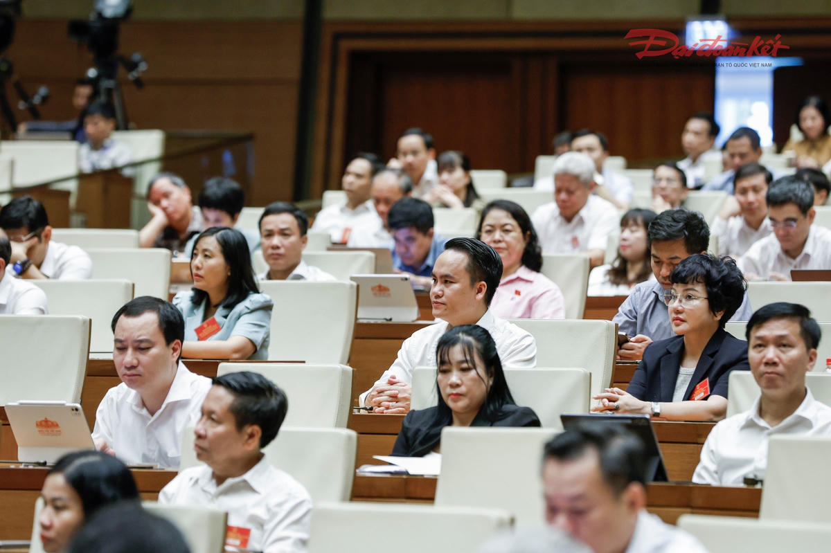 Các đại biểu dự hội nghị tại điểm cầu trung tâm - Hội trường Diên Hồng, Nhà Quốc hội (Hà Nội). Ảnh: Quang Vinh