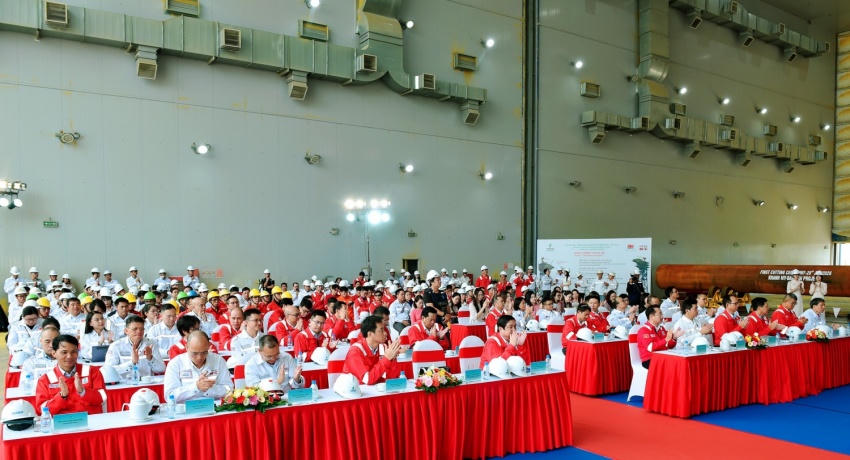 Toàn cảnh lễ khởi công.