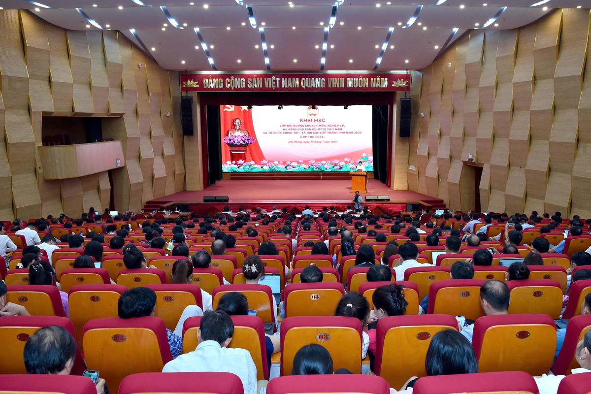 Quang cảnh lớp bồi dưỡng chuyên môn, nghiệp vụ, kỹ năng cho cán bộ MTTQ Việt Nam và các tổ chức chính trị - xã hội các cấp TP Hải Phòng năm 2026. Ảnh: PT. 