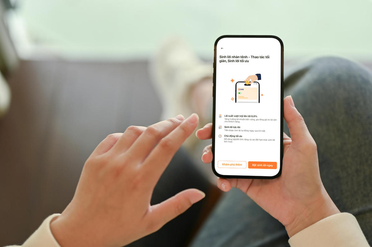Khách hàng có thể bật tính năng mới dễ dàng trên điện thoại.