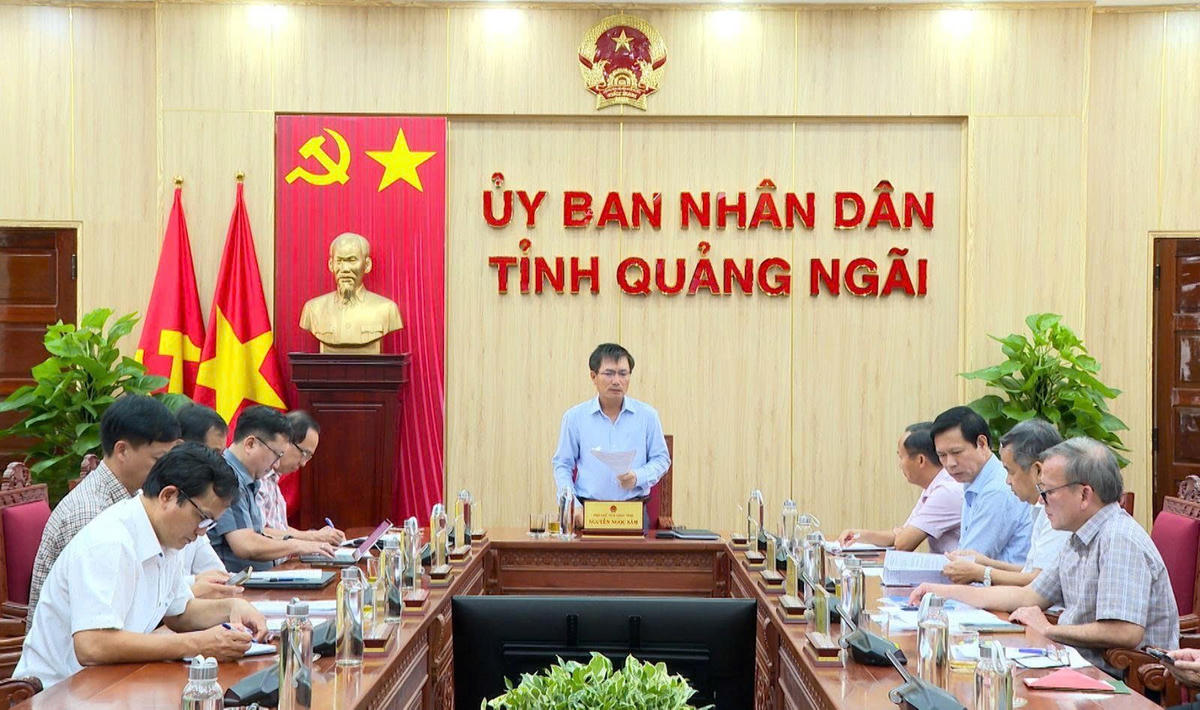 Quang cảnh buổi họp. Ảnh: BT.