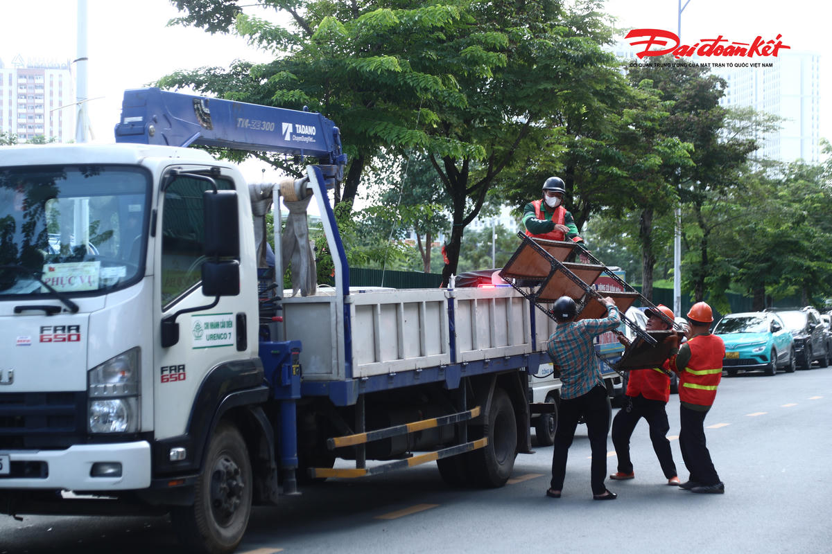 Hà Nội: Kiên quyết xử lý vi phạm trật tự đô thị, trả lại vỉa hè thông thoáng cho người dân