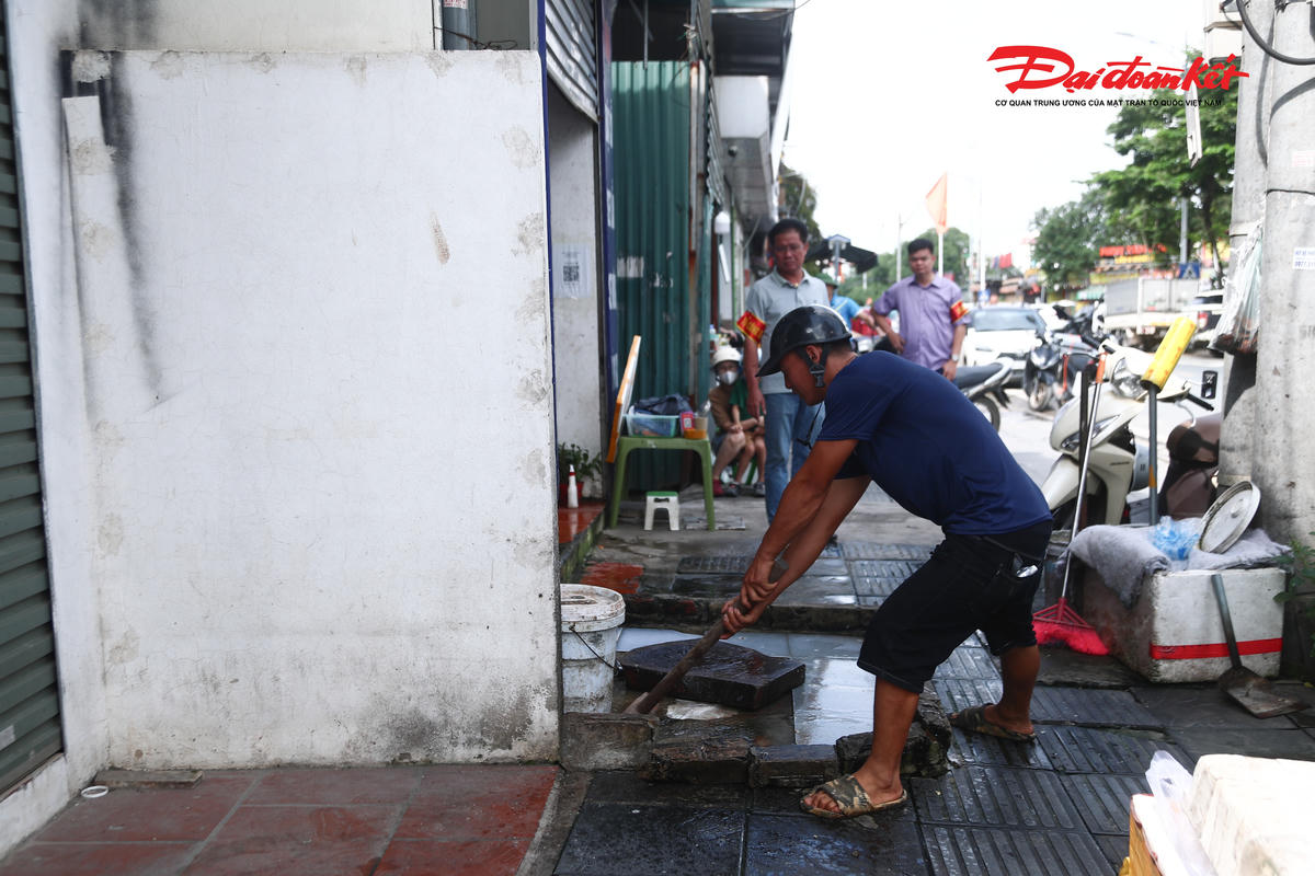 Hà Nội: Kiên quyết xử lý vi phạm trật tự đô thị, trả lại vỉa hè thông thoáng cho người dân