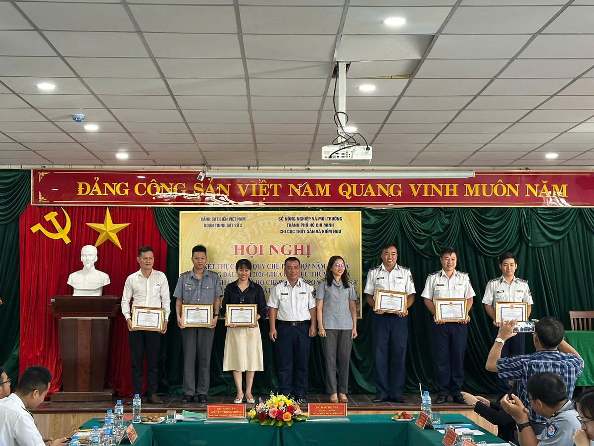 Xây dựng cơ chế để phát hiện, xử lý vi phạm khai thác IUU