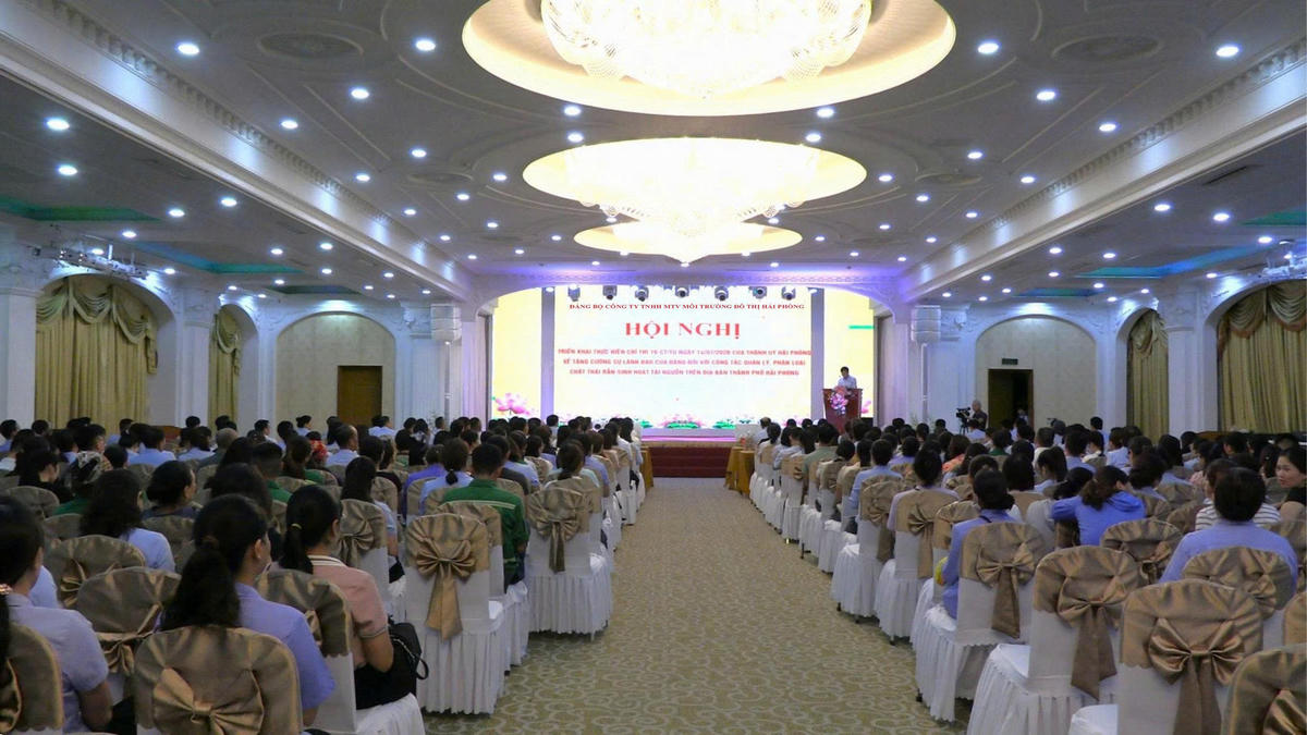 Quang cảnh hội nghị.