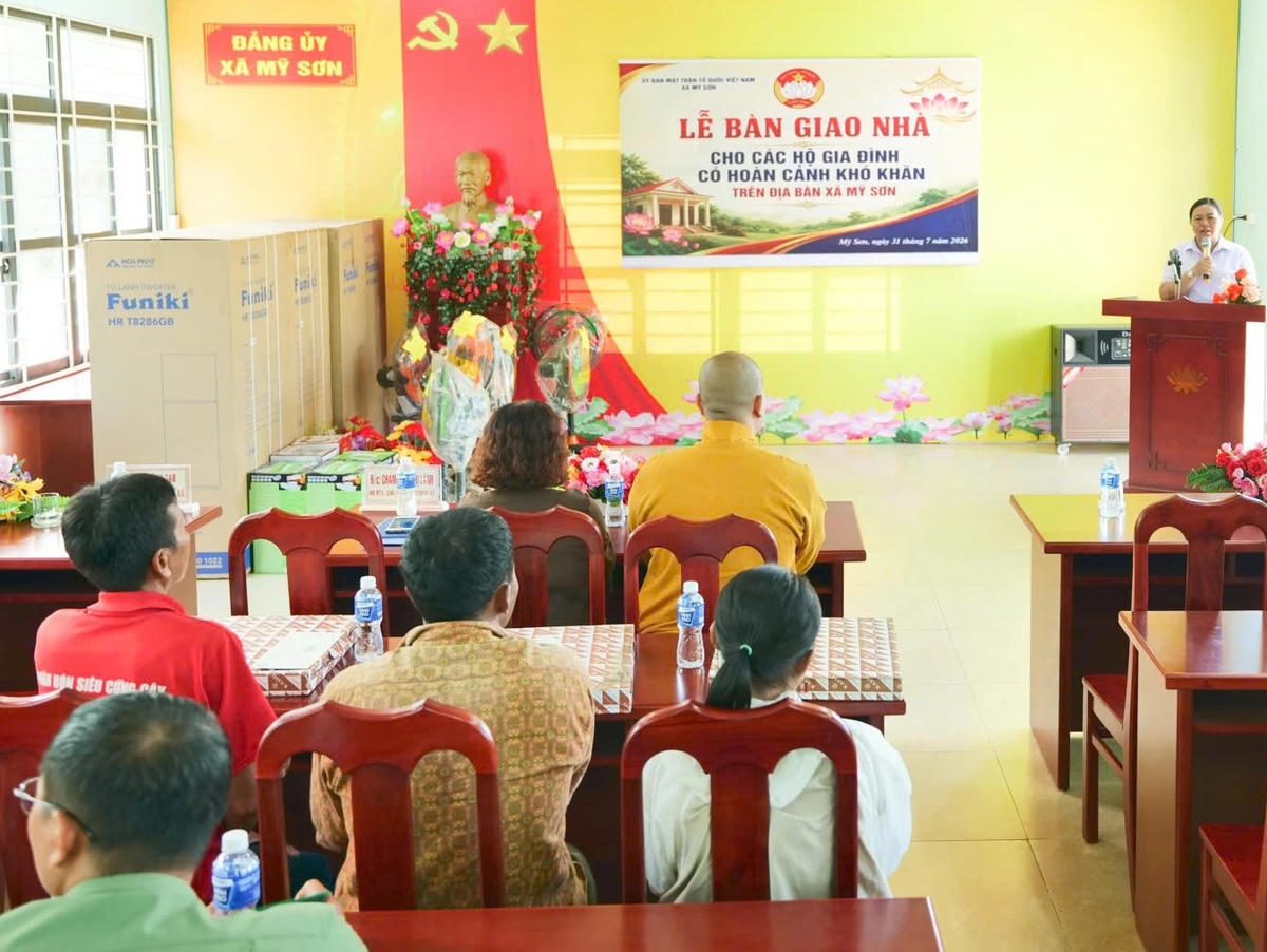 Quang cảnh buổi lễ.