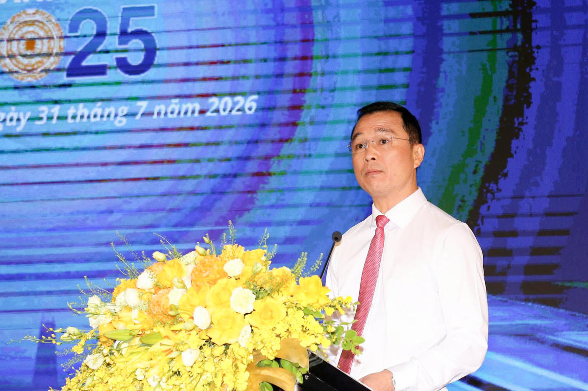 Chủ tịch UBND tỉnh Thanh Hóa Tô Anh Dũng khẳng định, kết quả DCCI sẽ là tiêu chí quan trọng trong đánh giá mức độ hoàn thành nhiệm vụ của người đứng đầu. Ảnh: Anh Tuấn