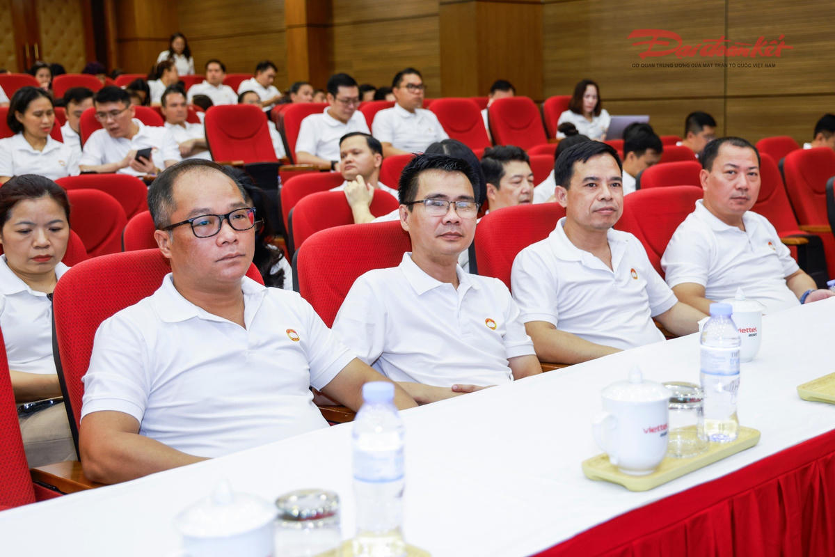 Cán bộ Mặt trận tiếp tục đổi mới tư duy, hành động vì lợi ích của Nhân dân