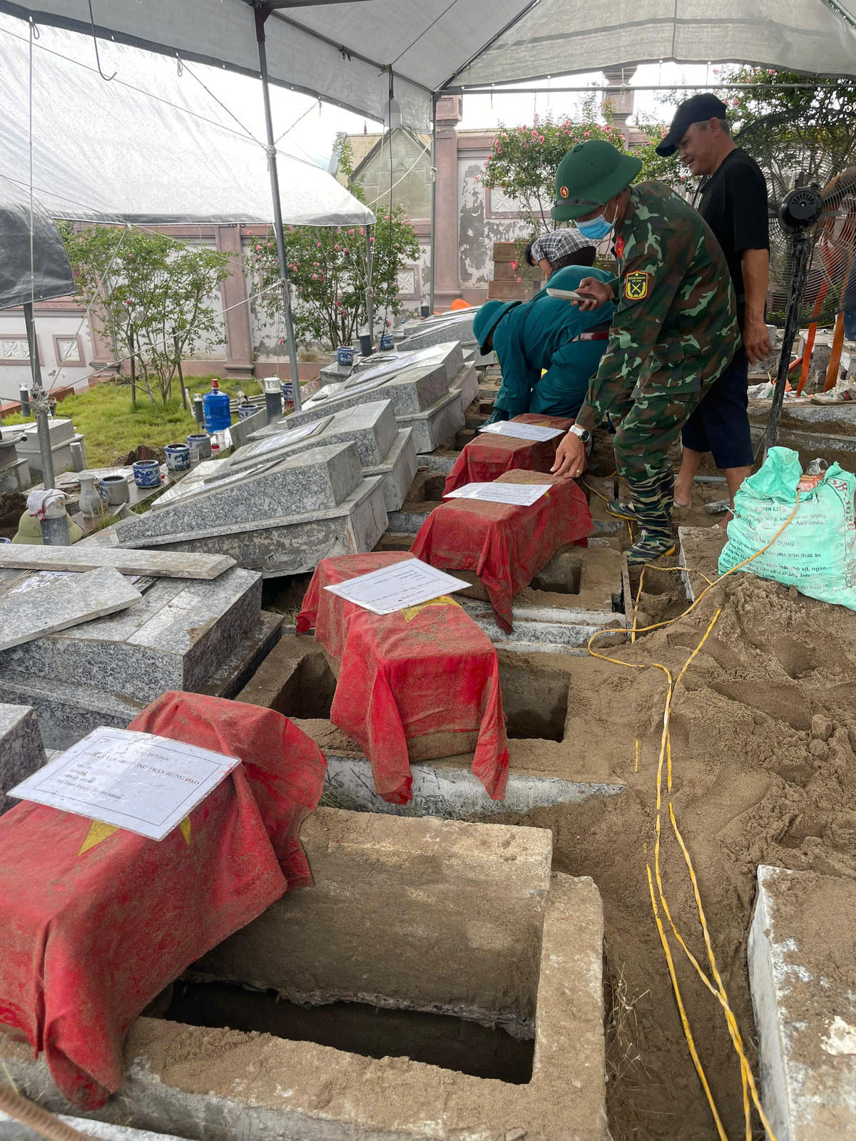 Thắp lên hy vọng từ những mẫu ADN liệt sĩ