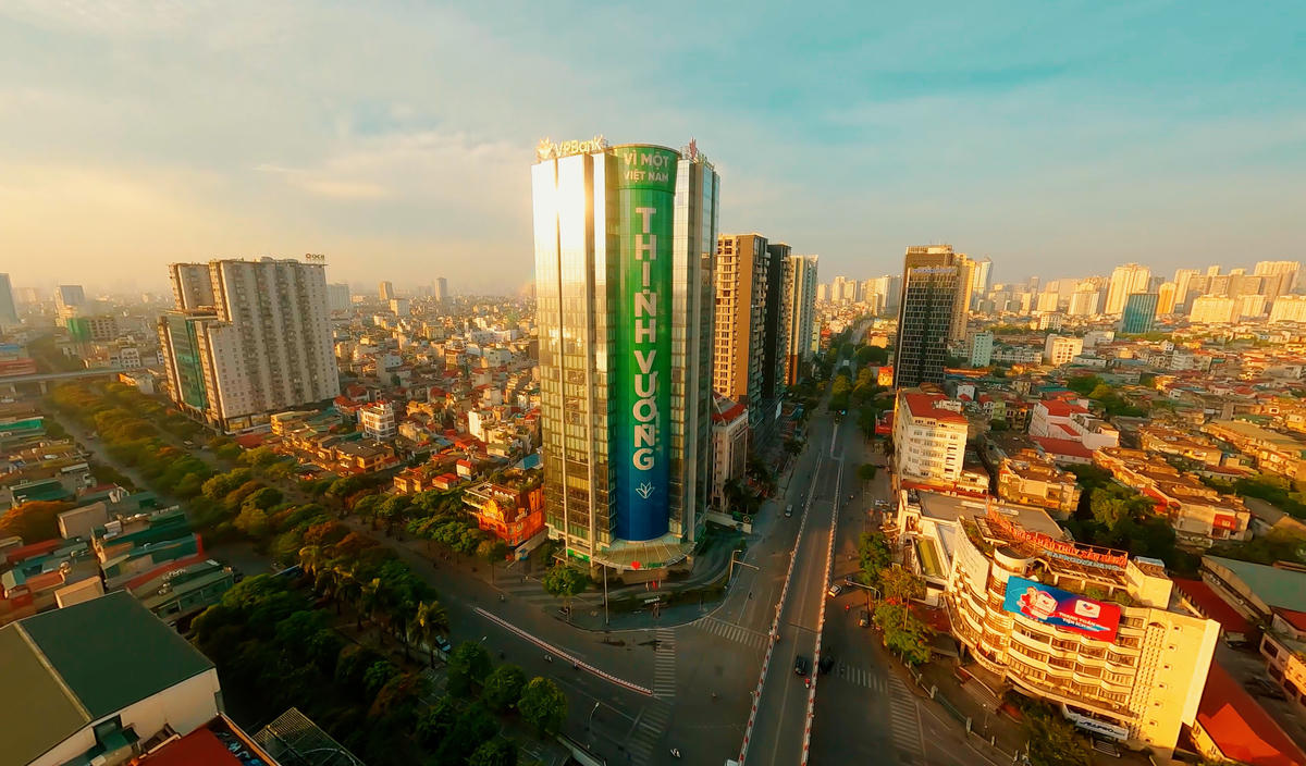 Kinh tế Thủ đô chạy nước rút cuối năm. Ảnh: H.H.