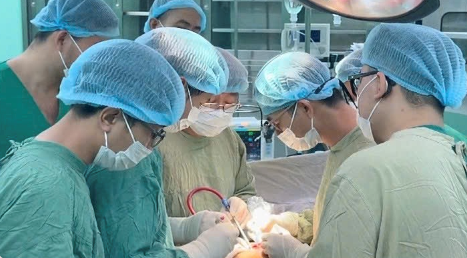 Đưa y tế chuyên sâu đến gần người dân