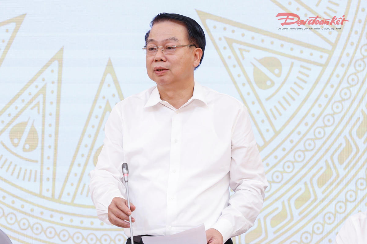 Không để tăng lương tạo áp lực lên mặt bằng giá
