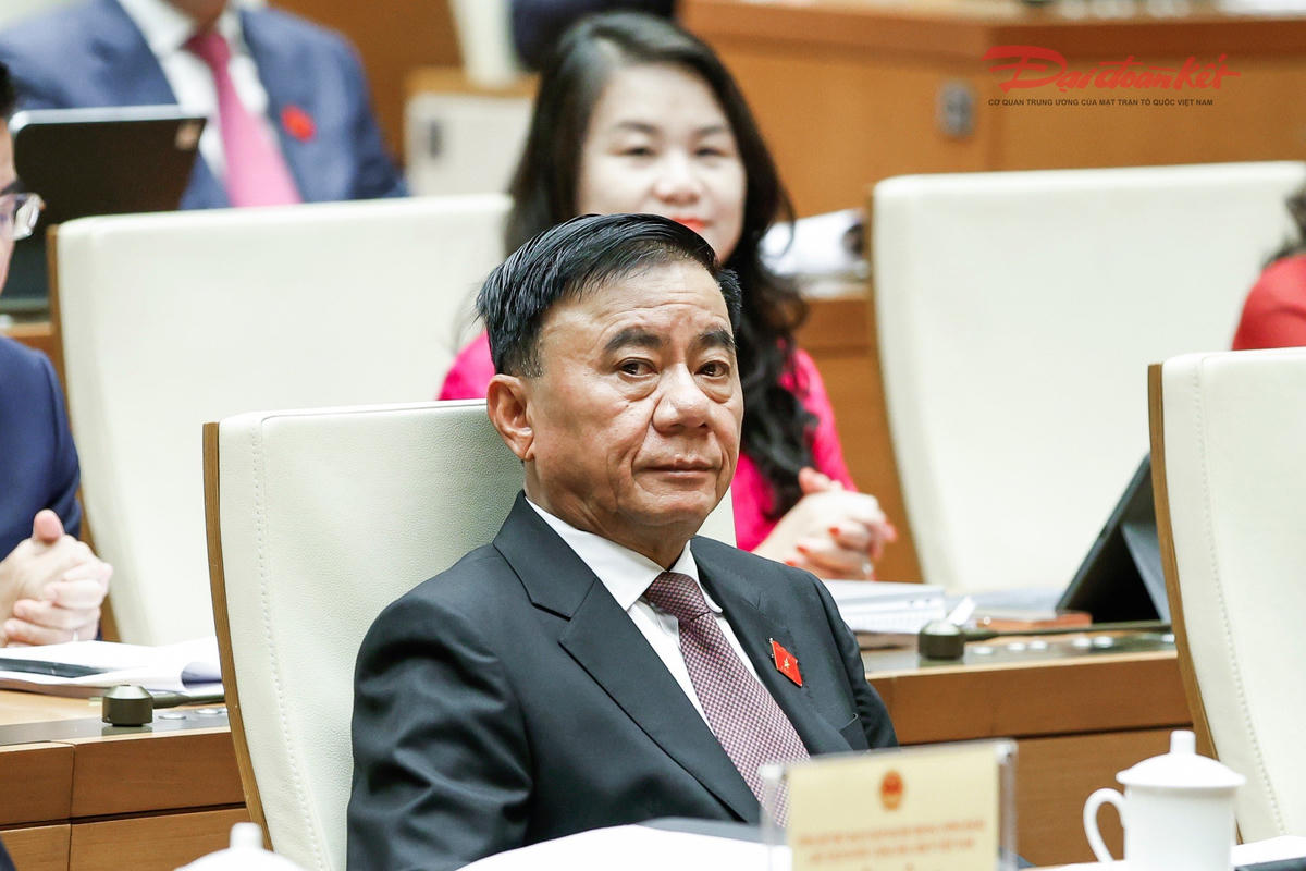 Thường trực Ban Bí thư Trần Cẩm Tú dự phiên khai mạc kỳ họp không thường lệ thứ Nhất, Quốc hội khóa XVI. Ảnh: Quang Vinh