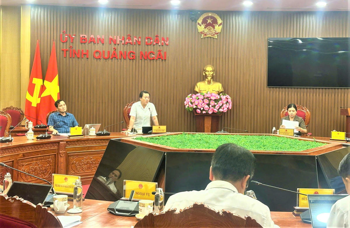 Bà&nbsp;Y Thị Bích Thọ, Phó Chủ tịch Thường trực Ủy ban MTTQ Việt Nam tỉnh Quảng Ngãi phát biểu tại buổi làm việc. Ảnh: NT.