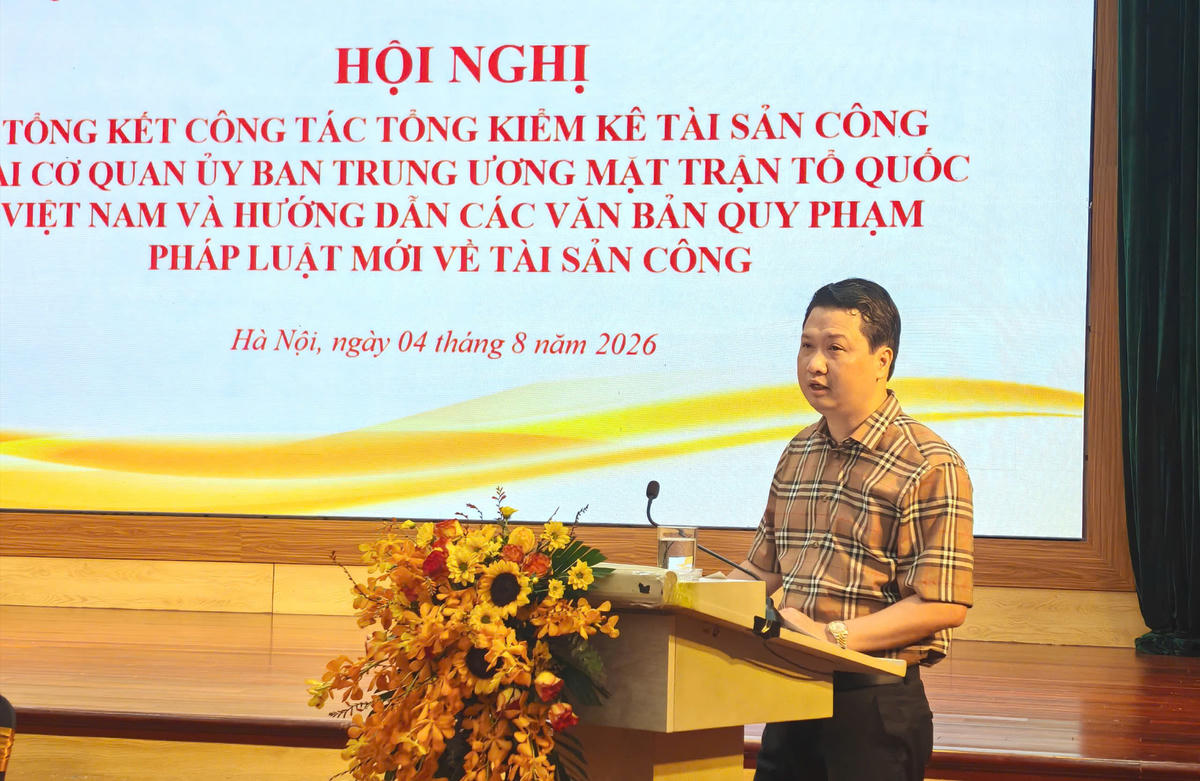 Ông Trần Sỹ Nghị, Phó Cục trưởng Cục Tài chính – Kế hoạch, Cơ quan Ủy ban Trung ương MTTQ Việt Nam phát biểu tại Hội nghị