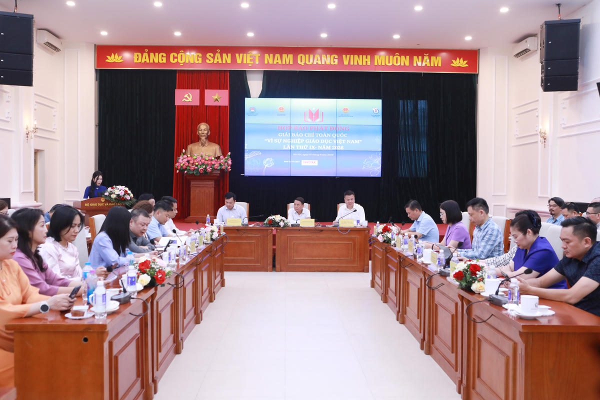 Quang cảnh buổi họp báo. Ảnh: ĐT.