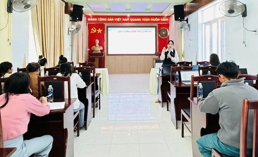 Quang cảnh hội nghị.