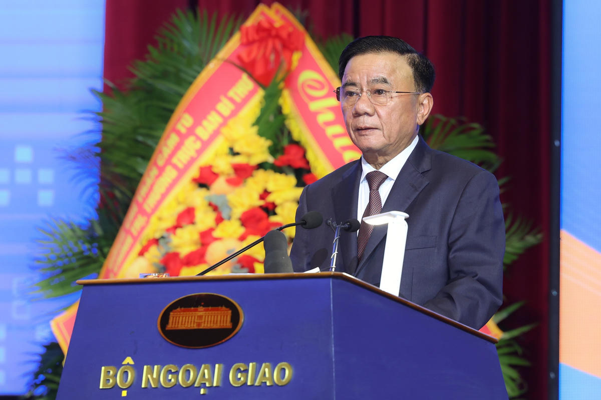Thường trực Ban Bí thư:  Đối ngoại Đảng và đối ngoại nhân dân phải nhận diện, xử lý từ sớm, từ xa các nguy cơ ảnh hưởng đến lợi ích của đất nước
