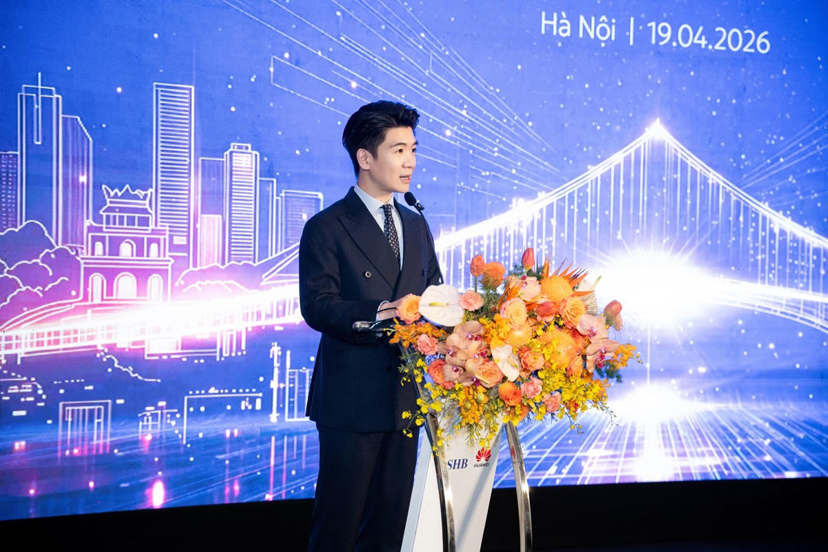 Phó Chủ tịch HĐQT kiêm Phó Tổng Giám đốc SHB Đỗ Quang Vinh chia sẻ tại lễ ký kết