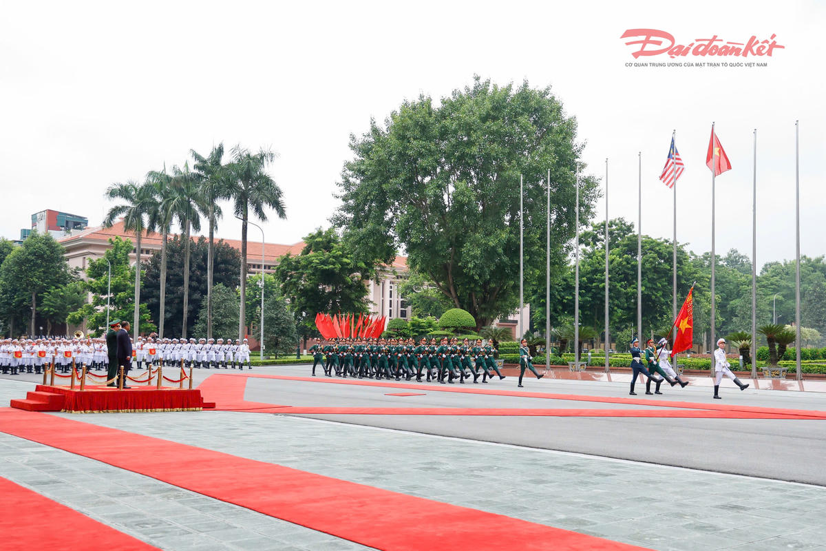 Quang cảnh lễ đón. Ảnh: Quang Vinh