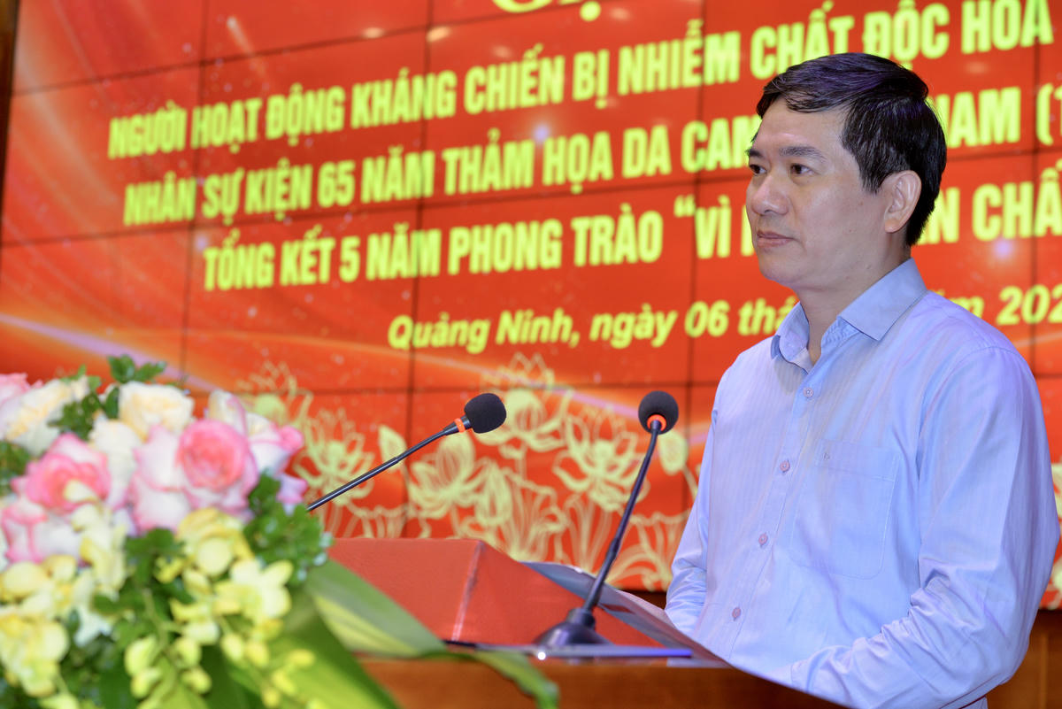 Phó Bí thư Tỉnh ủy, Chủ tịch Ủy ban MTTQ Việt Nam tỉnh Quảng Ninh Vũ Quyết Tiến phát biểu tại hội nghị.