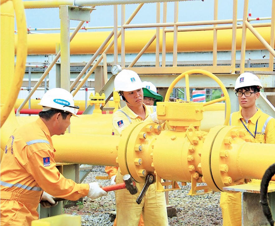 Doanh nghiệp nhà nước cần được trao quyền tự chủ thực chất để tự quyết định cách thức thực hiện mục tiêu được giao.&nbsp;Ảnh: M.H.