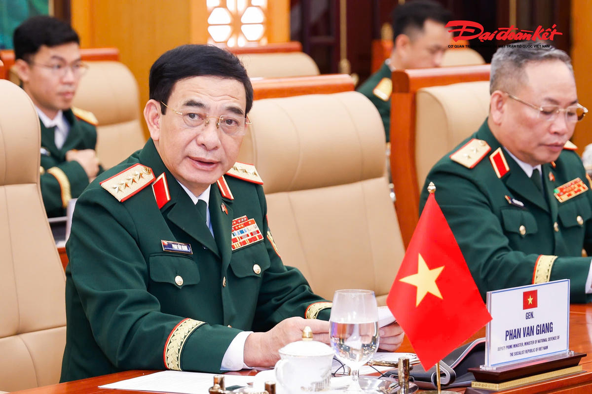 Đại tướng Phan Văn Giang tại hội đàm. Ảnh: Quang Vinh