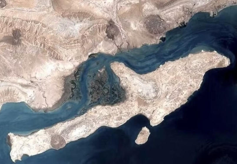 Iran và Oman đạt thỏa thuận về tuyến vận tải qua eo biển Hormuz
