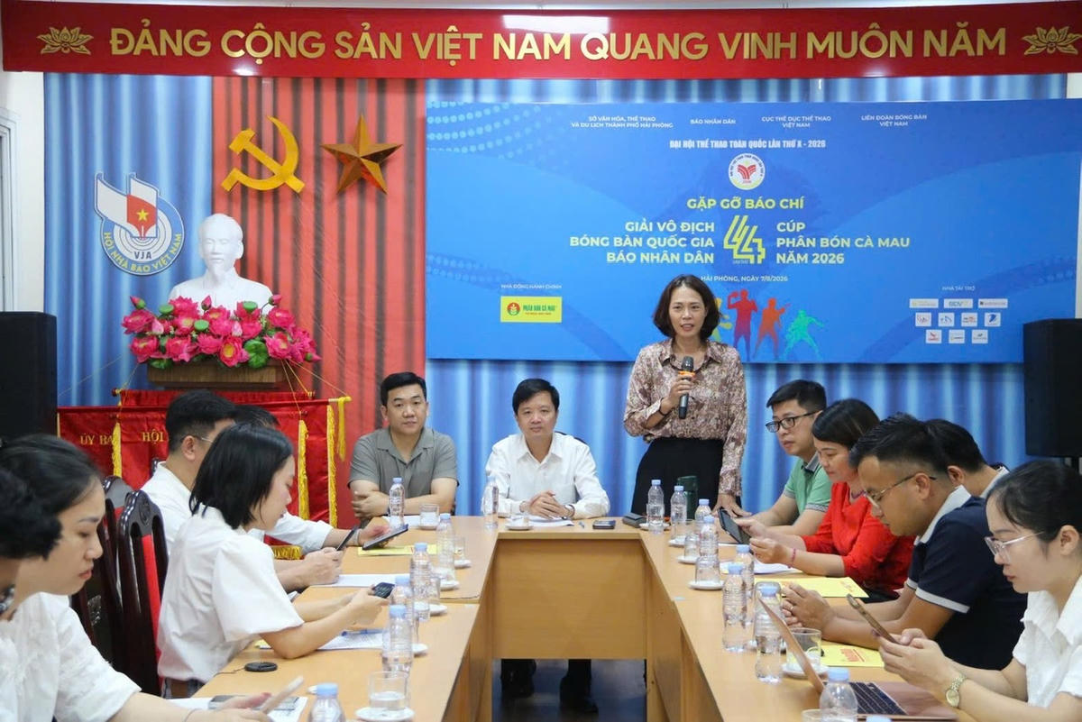 Bà Phạm Thị Tô Trang - Phó Giám đốc Sở Văn hóa, Thể thao và Du lịch TP Hải Phòng thông tin về công tác chuẩn bị giải đấu. Ảnh: PT. 