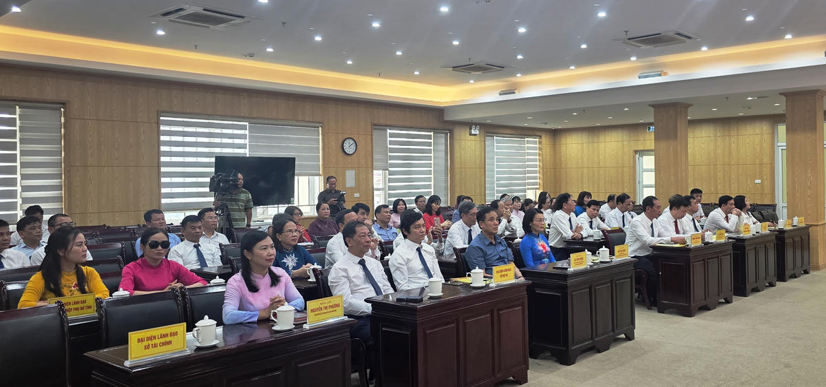 Các đại biểu tham dự hội nghị. Ảnh: Nguyễn Chung.