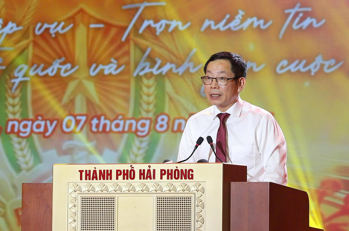Phó Chủ tịch UBND TP Hải Phòng Vũ Tiến Phụng phát biểu chào mừng. Ảnh: TK. 