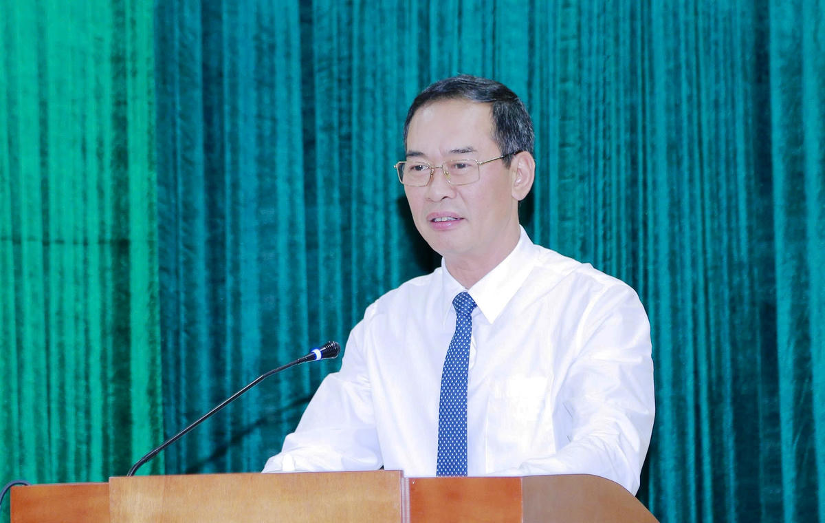 Ông Trịnh Tuấn Sinh, Phó Bí thư Tỉnh uỷ, Chủ tịch Ủy ban MTTQ Việt Nam tỉnh Thanh Hóa phát biểu giao nhiệm vụ cho các hội...