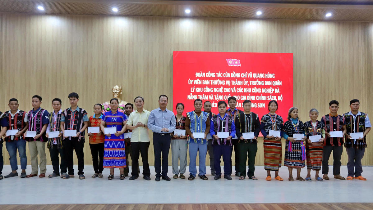 Đà Nẵng: Xây nhà tình nghĩa, kết nối nguồn lực cho xã miền núi biên giới Hùng Sơn
