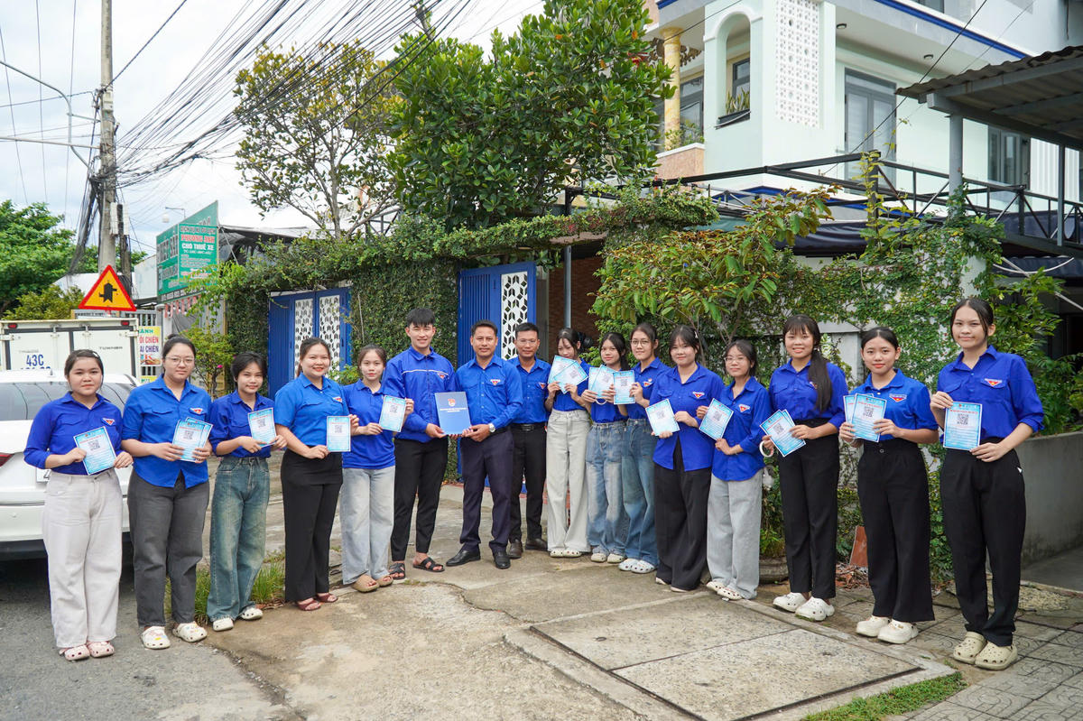 Đoàn viên, thanh niên TP Đà Nẵng hưởng ứng triển khai các mô hình sau lễ phát động. Ảnh: HĐ.