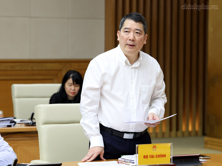 Thứ trưởng Bộ Tài chính Cao Anh Tuấn.