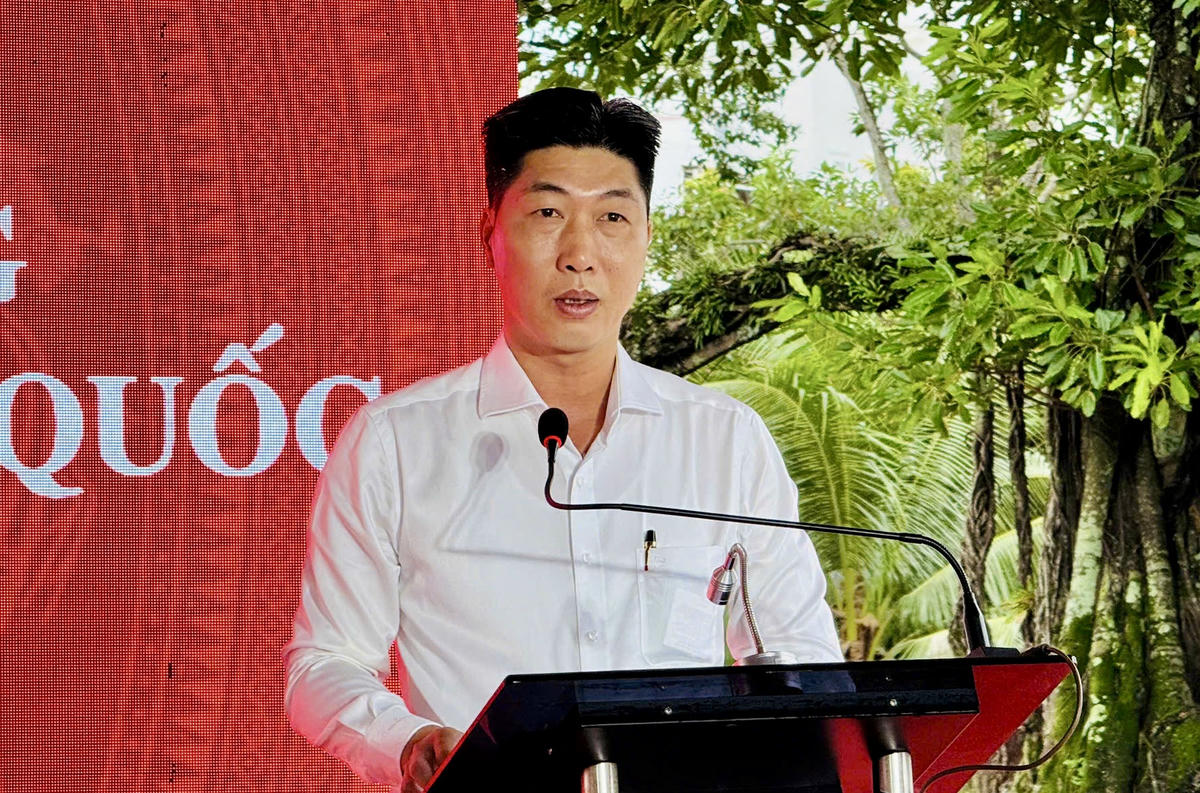  Ông Nguyễn Lê Quốc Toàn - Phó Chủ tịch UBND đặc khu Phú Quốc phát biểu tại buổi lễ. Ảnh: Hoàng Dung