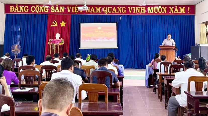Quang cảnh hội nghị.