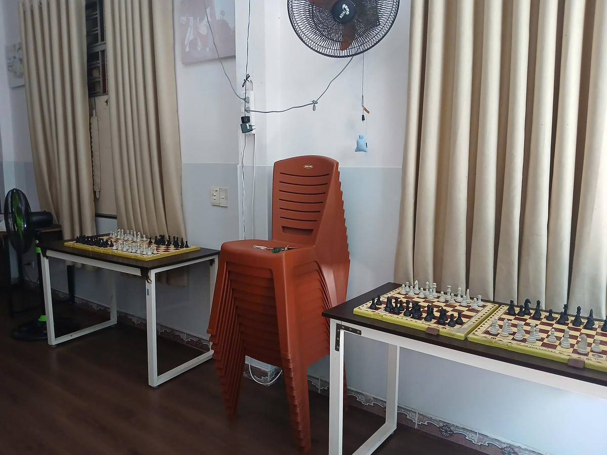 UBND phường Thanh Khê yêu cầu lớp học Cờ vua Tư Duy thông báo đến toàn thể phụ huynh, học viên về việc ngừng hoạt động; hoàn trả đầy đủ học phí. Ảnh: Nguyễn Tú.