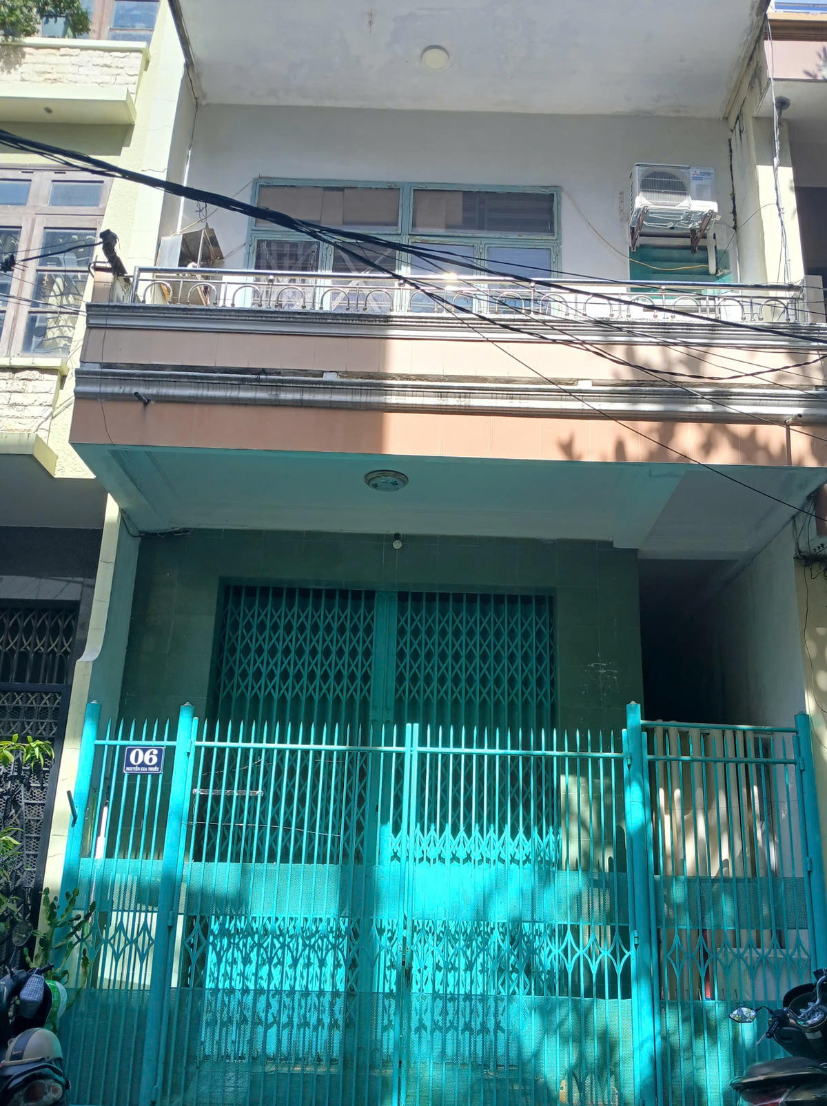 Lớp học cờ vua Tư Duy 06 Nguyễn Gia Thiều hoạt động không phép đã bị đóng cửa. Ảnh: Nguyễn Tú.