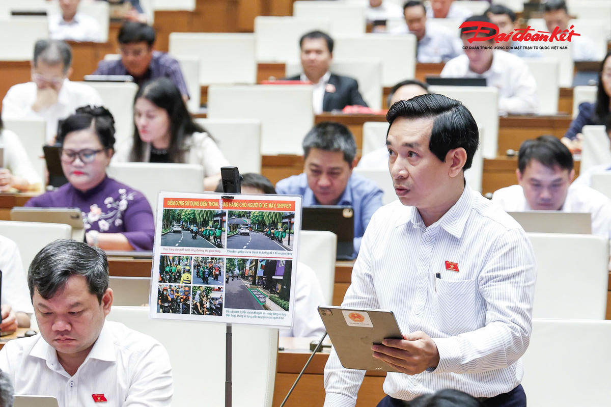 Đại biểu Quốc hội Nguyễn Văn Cảnh đoàn Gia Lai phát biểu. Ảnh: Quang Vinh